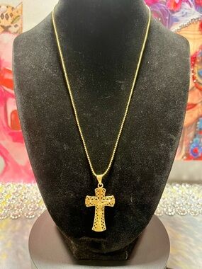 18” Gold-tone over brass ball style necklace Filigree Cross Pendant Necklace